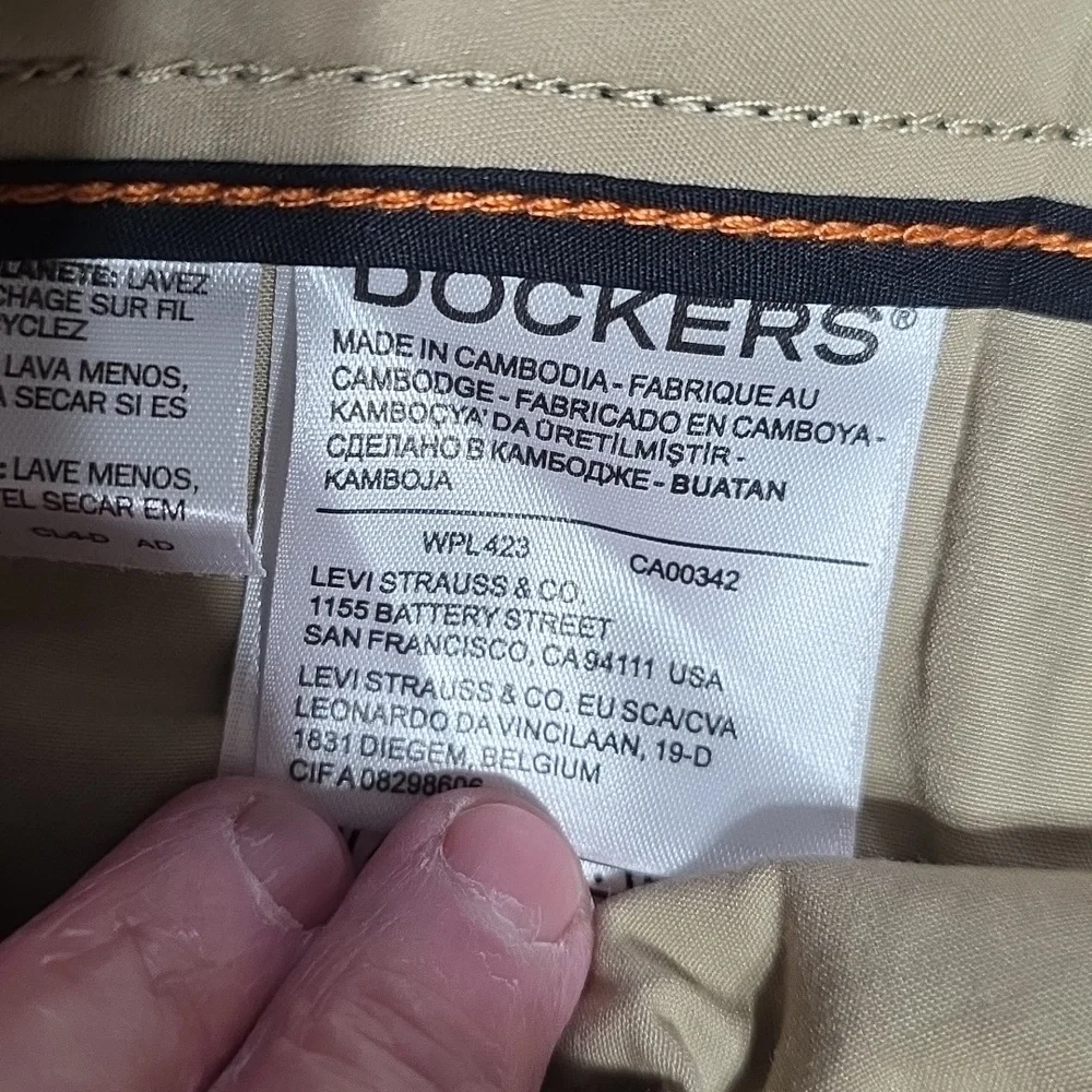 NWT Dockers Big &Tall Tapered Fit Ultimate Chino Men's‎ Pants Navy Casual 46x32